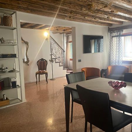 Ca' Ai Sospiri Apartment เวนิส ภายนอก รูปภาพ