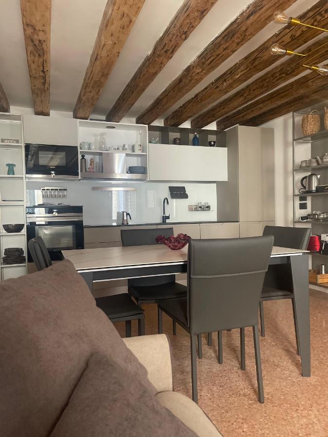 Ca' Ai Sospiri Apartment เวนิส ภายนอก รูปภาพ